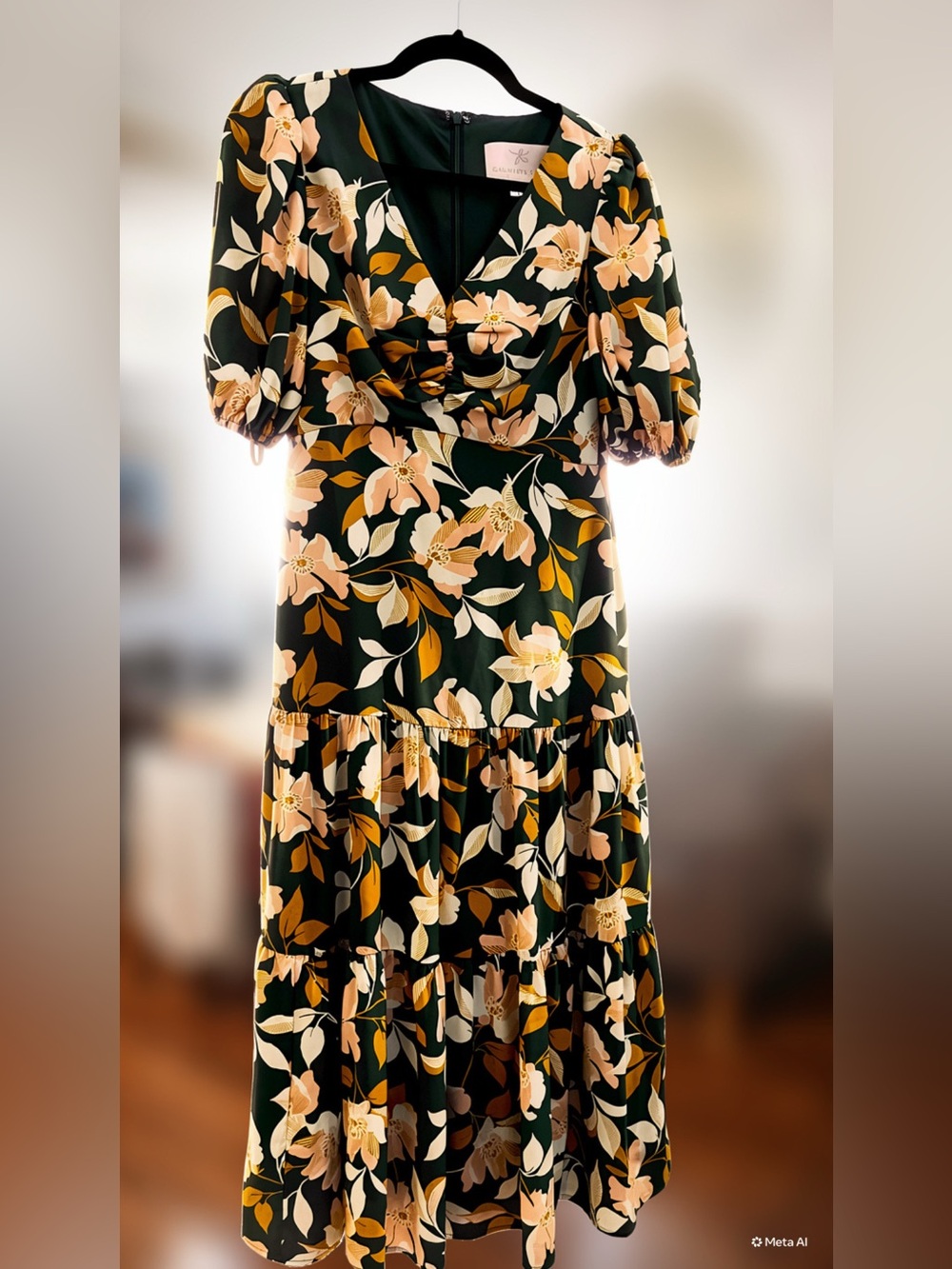 Gal Meets Glam: Floral Puff-Sleeve Long Dress in Dark Green and Peach (Size 2)
